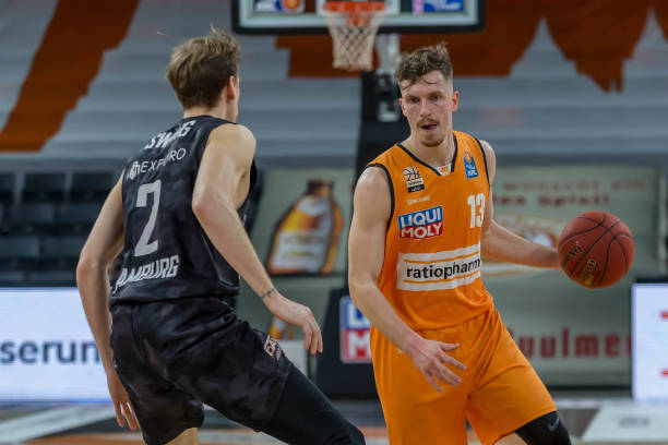 尽管海登海 尽管海登海